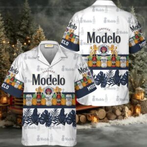 Modelo With Pineapple Hawaiian Shirt