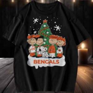 The Peanuts with Christmas Tree Love Bengals T Shirt