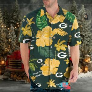 Green Bay Packers NFL Tropical Hibiscus Coconut Pattern Hawaiian Shirt