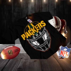 Green Bay Packers Black Helmet Graphic T Shirt