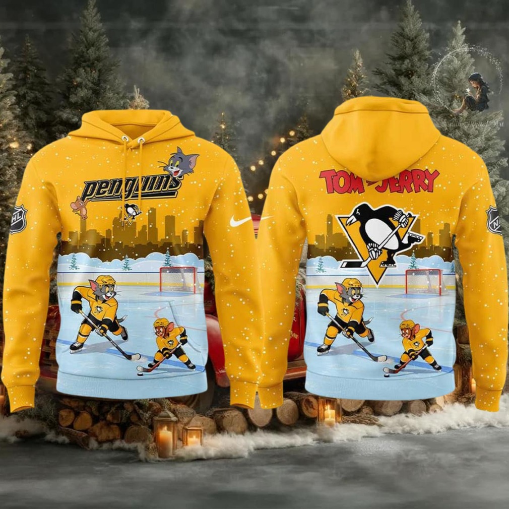 Pittsburgh Penguins Tom And Jerry Playing Hockey In The Snow 2025 Hoodie T Shirt Pittsburgh Penguins Tom And Jerry Playing Hockey In The Snow 2025 Hoodie T Shirt