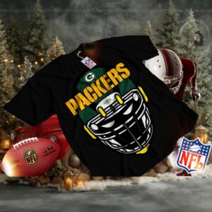 Green Bay Packers NFL Helmet Graphic T Shirt