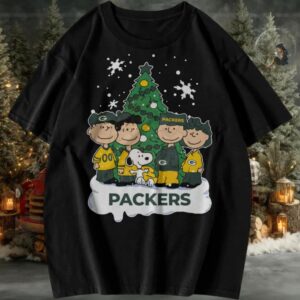 Green Bay Packers Christmas T shirt featuring Peanuts characters
