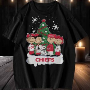Snoopy and Friends Kansas City Chiefs Merry Christmas Tree Shirt